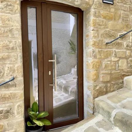 住宿加早餐酒店 La Stella Del Viandante 皮耶特拉佩尔托萨