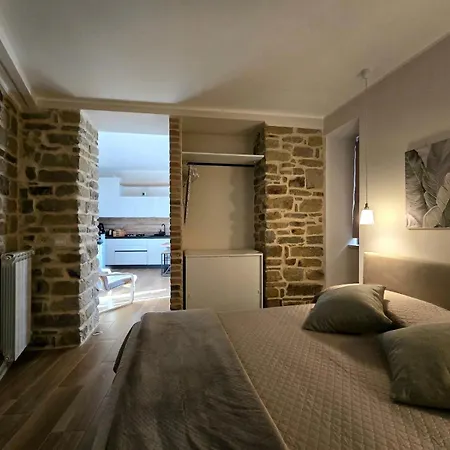 住宿加早餐酒店 La Stella Del Viandante 皮耶特拉佩尔托萨