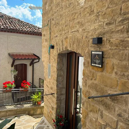 La Stella Del Viandante Bed & Breakfast 3*